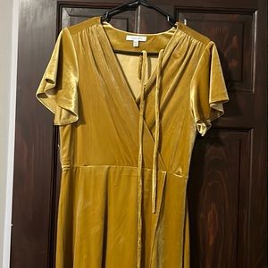 Maxi shift dress - Dillards (Lucy Paris) - small tips on waist seam